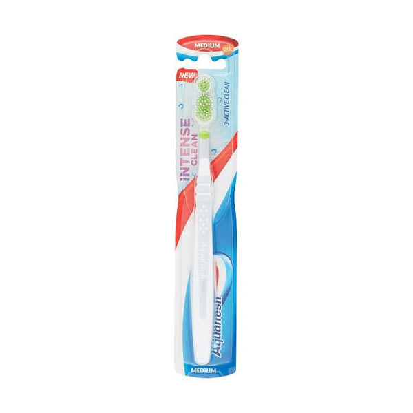 Aquafresh intense clean tooth brush medium