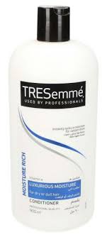 Tresemme Luxurious Moisture Conditioner 900ml