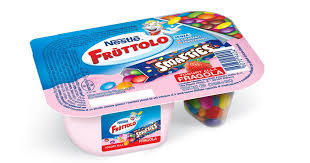 Nestle Fruttolo Yogurt Strawberry 120g